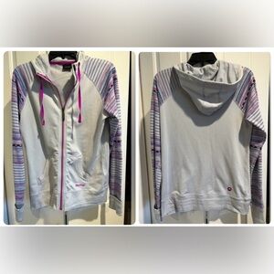 MARMOT Fitted ZipUp Hooded Jacket/ Gray w Patterned Sleeves